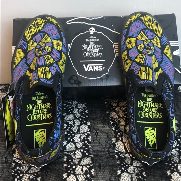 oogie boogie slip on vans